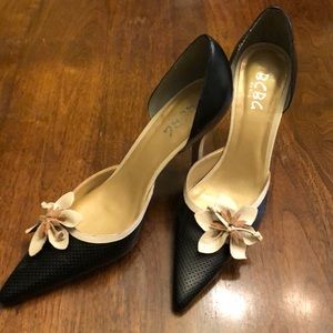 BCBG Sexy heels ~ so chic